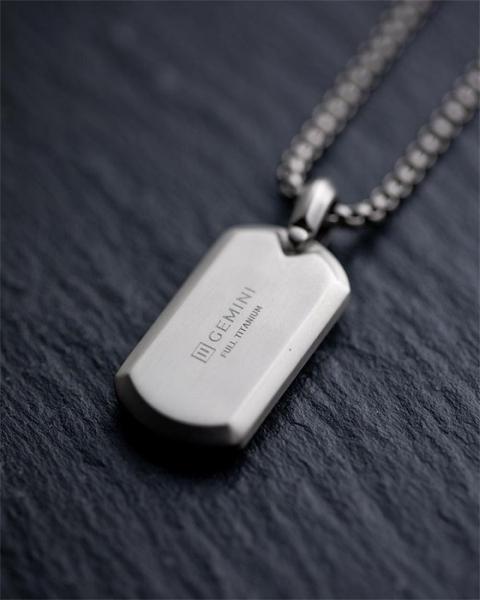 Halskette aus Volltitan mit blauem Jeremejevit-Stein - Imperium Blue